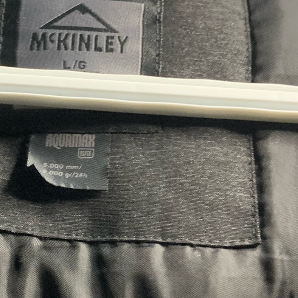 Men's Black Puffer Jacket